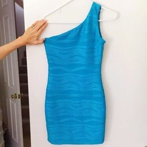 Blue mini one shoulder party dress